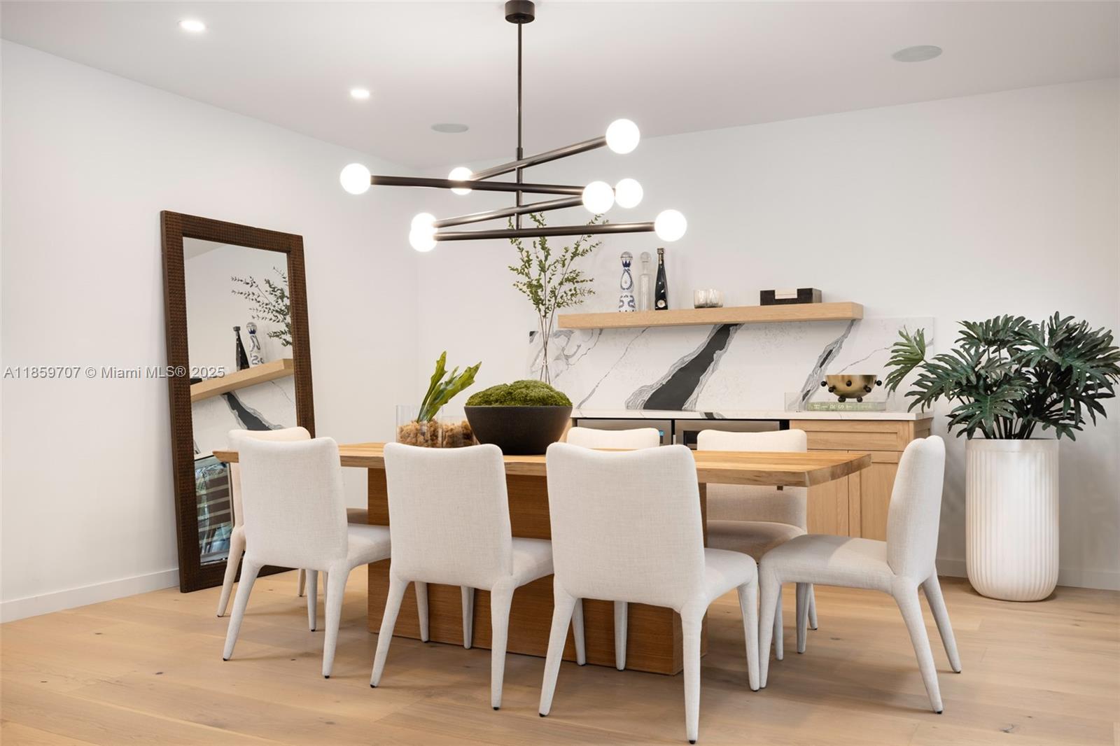 CORAL GABLES RIVIERA SEC - Residential