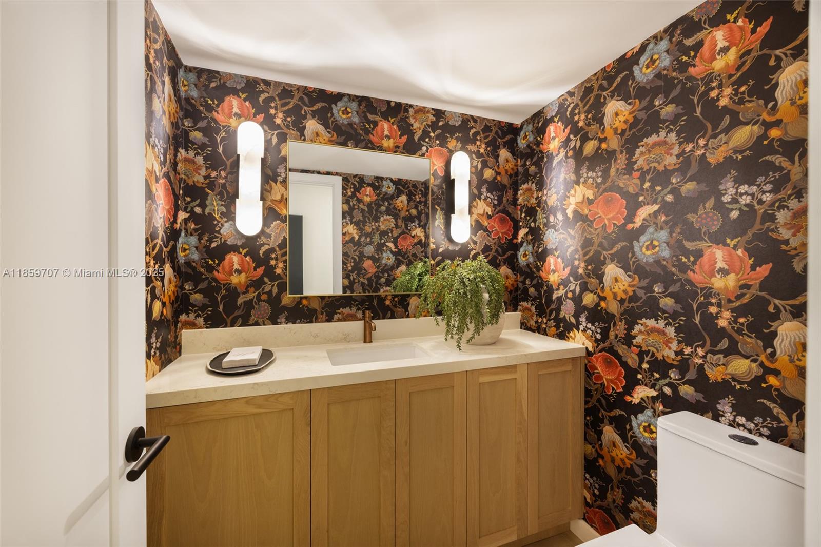 CORAL GABLES RIVIERA SEC - Residential