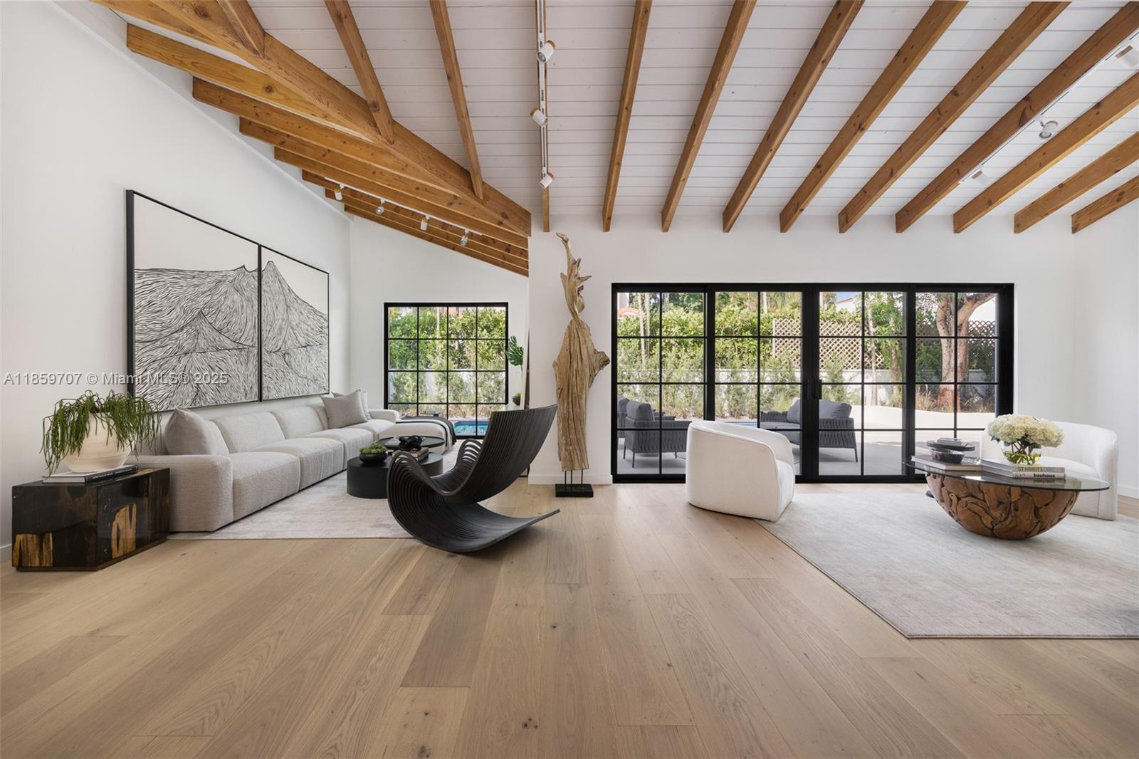 CORAL GABLES RIVIERA SEC - Residential