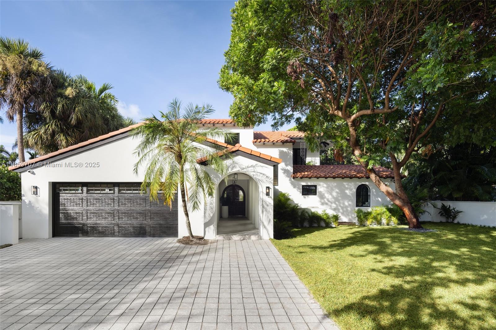 CORAL GABLES RIVIERA SEC - Residential