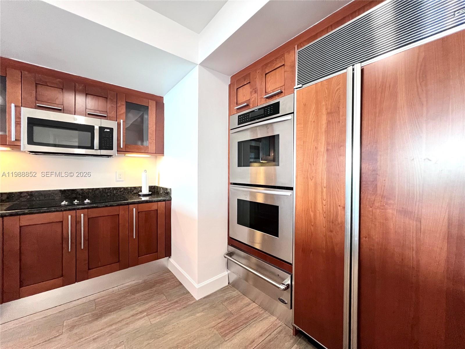 THE PENINSULA II CONDO - Residential