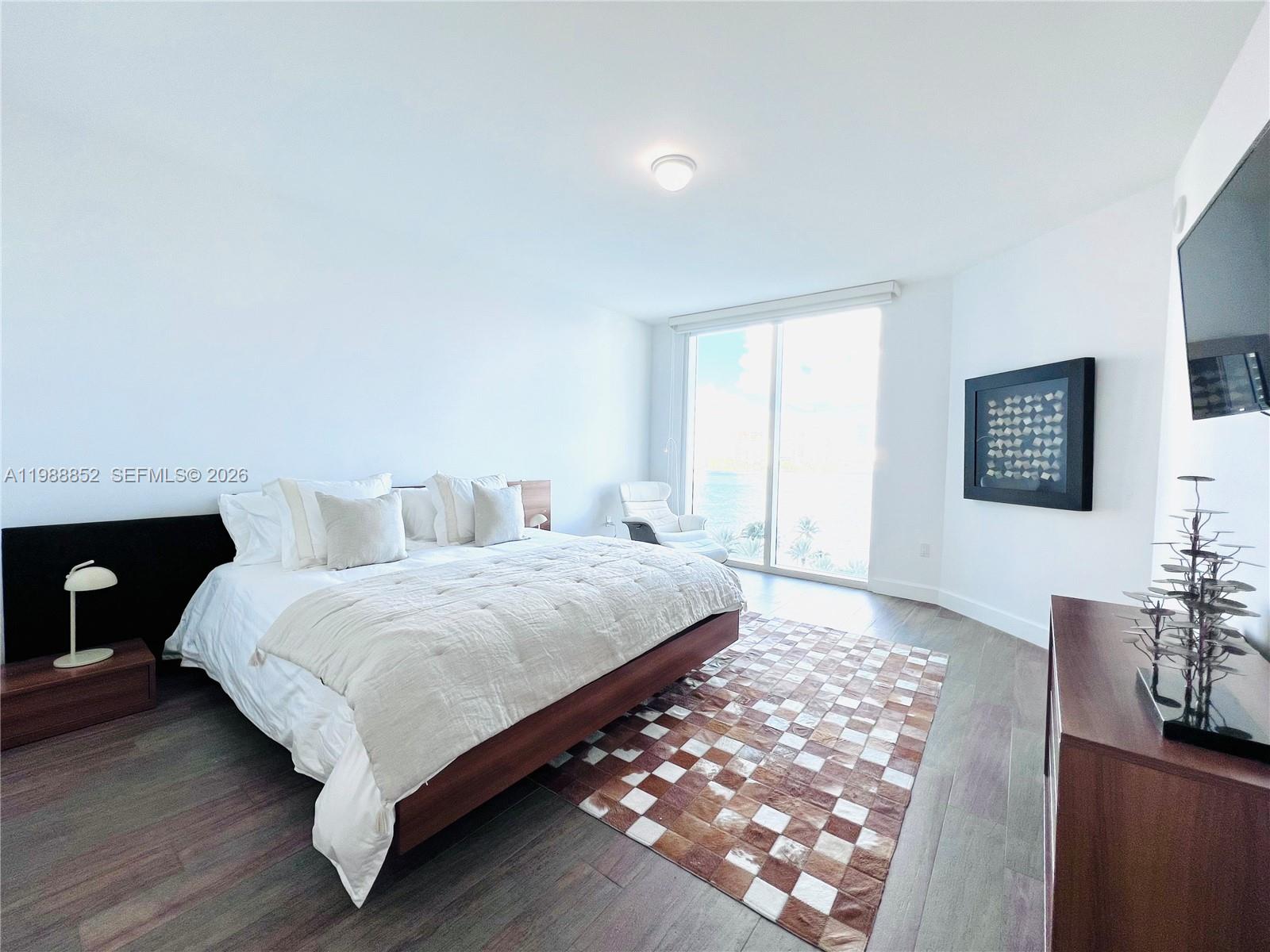THE PENINSULA II CONDO - Residential