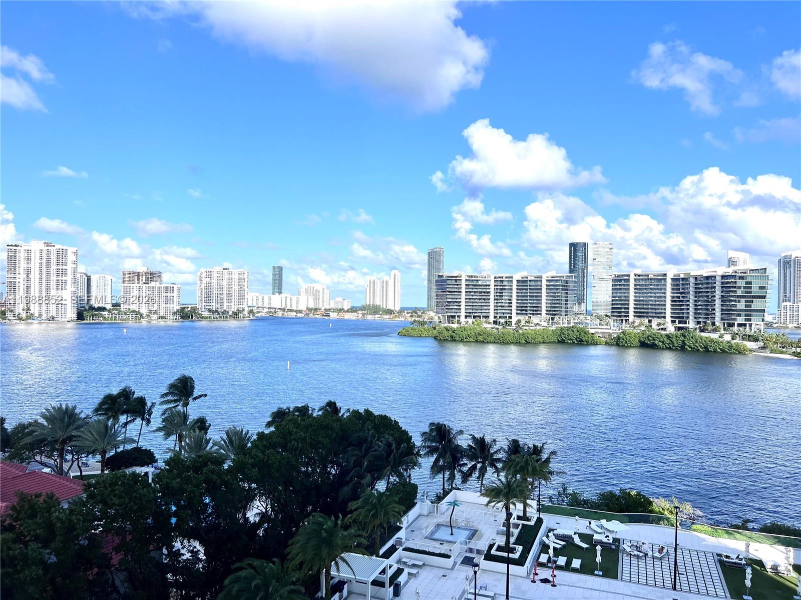 THE PENINSULA II CONDO - Residential