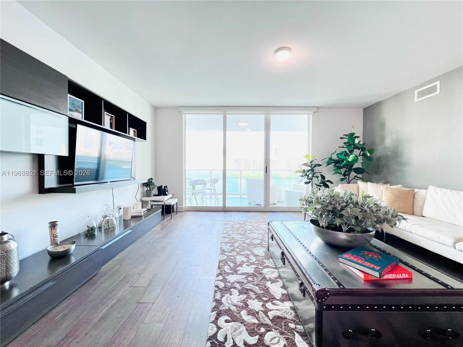 THE PENINSULA II CONDO - Residential