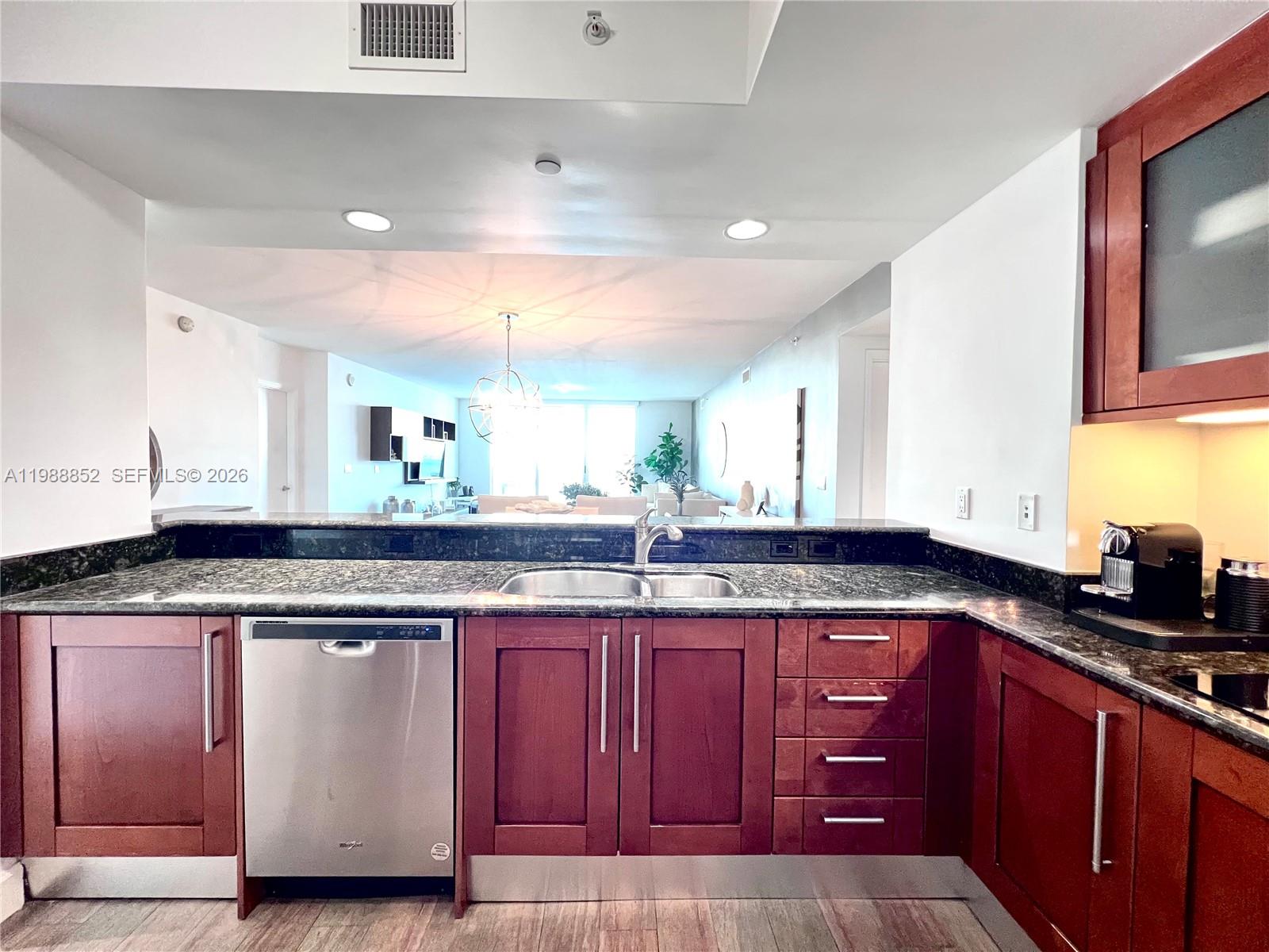 THE PENINSULA II CONDO - Residential