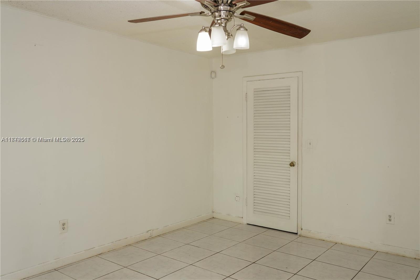 SUTTON HOUSE CONDO - Residential