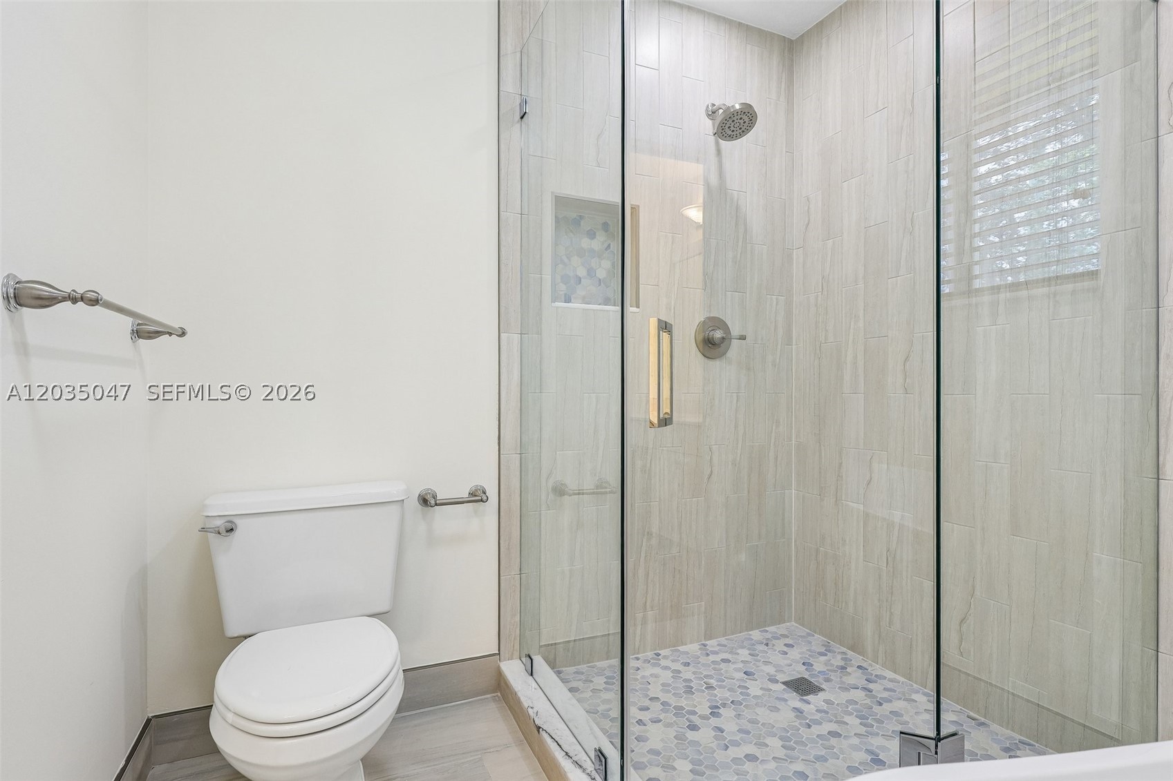 MRS ELVA A TRUAX - Residential