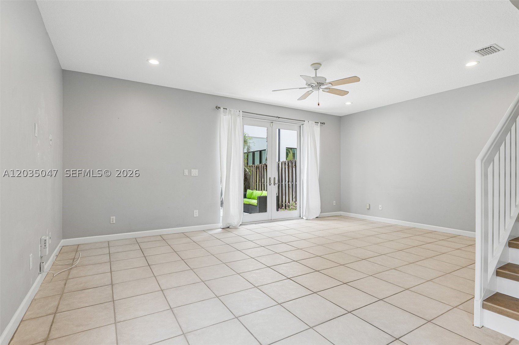 MRS ELVA A TRUAX - Residential