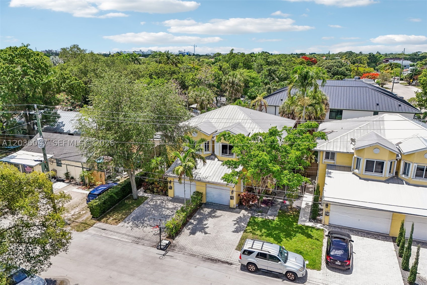 MRS ELVA A TRUAX - Residential