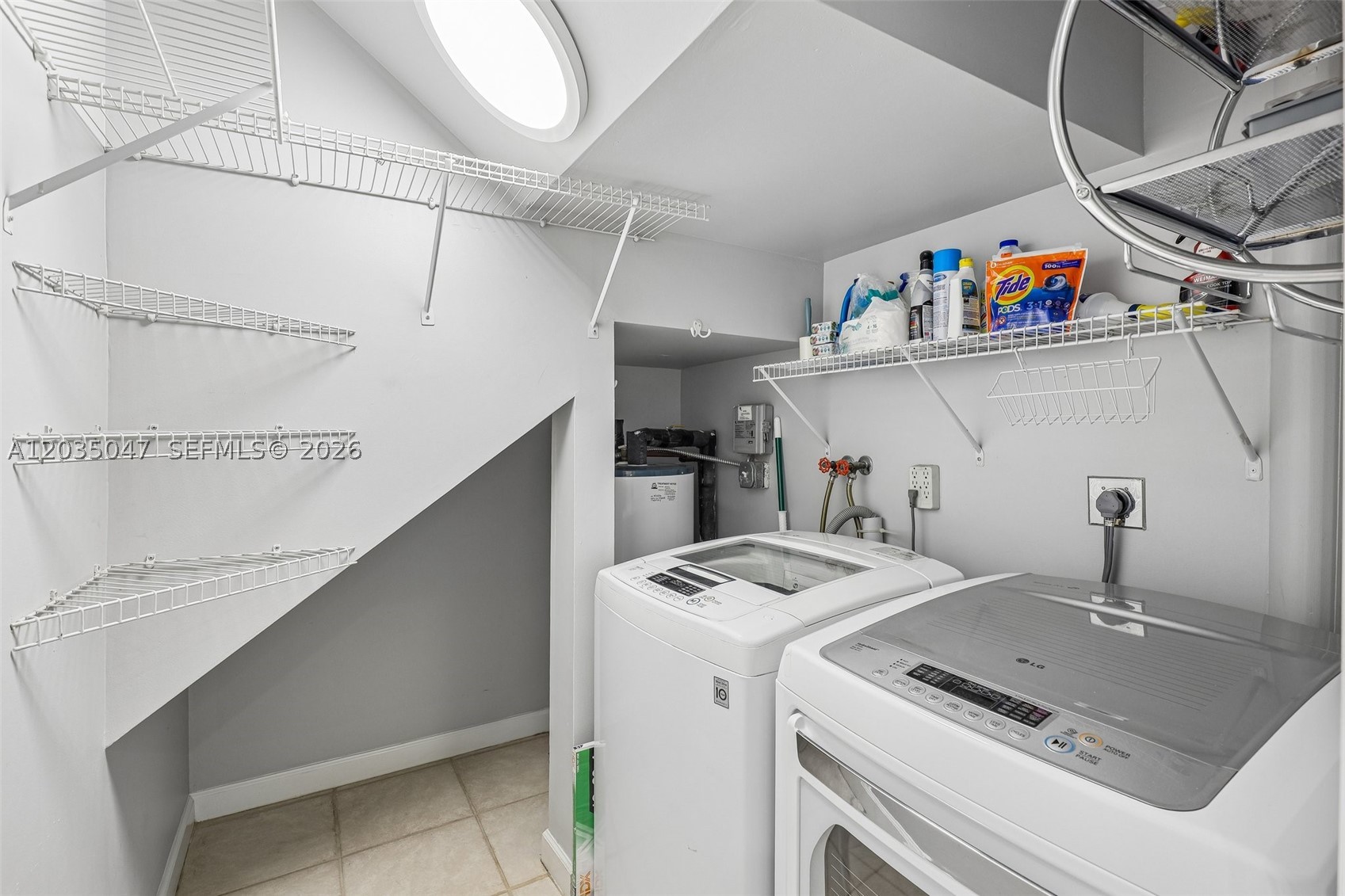 MRS ELVA A TRUAX - Residential