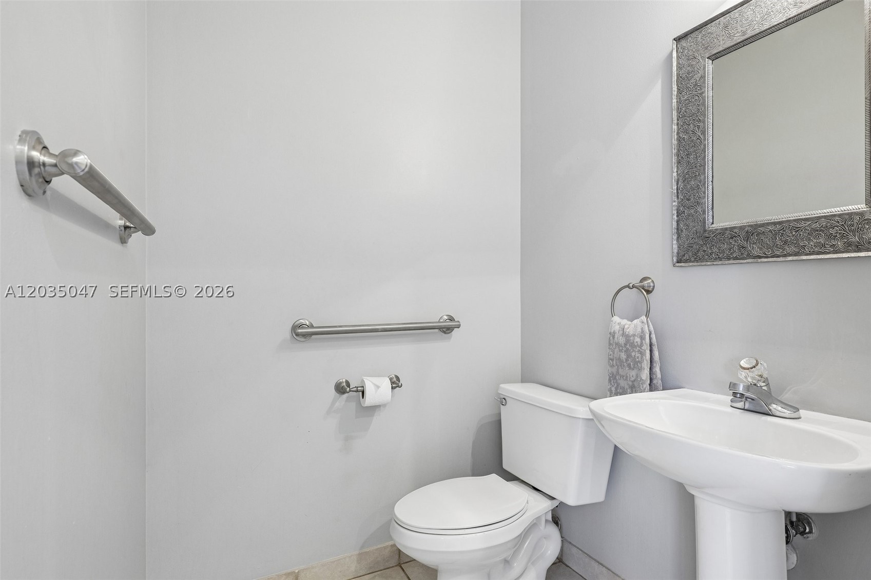 MRS ELVA A TRUAX - Residential