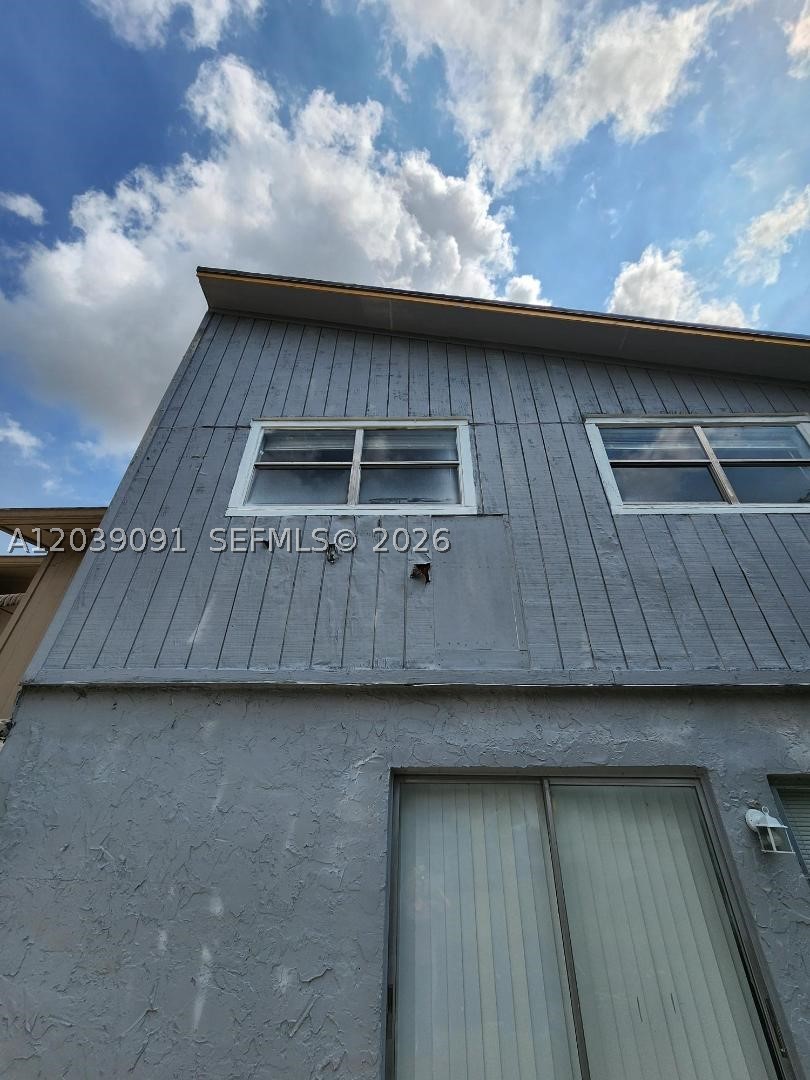 NORTH LAUDERDALE VILLAGE - Residential