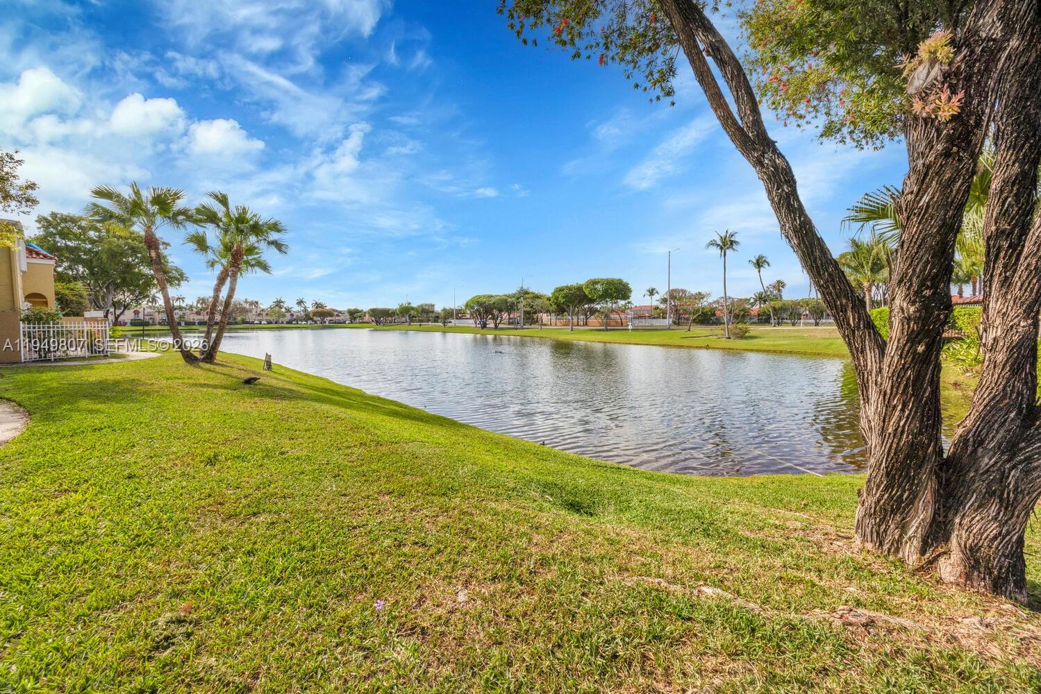 THE RIVIERA AT CORAL LAKE - Residential