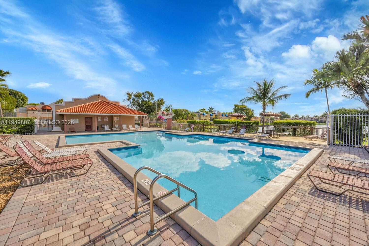 THE RIVIERA AT CORAL LAKE - Residential