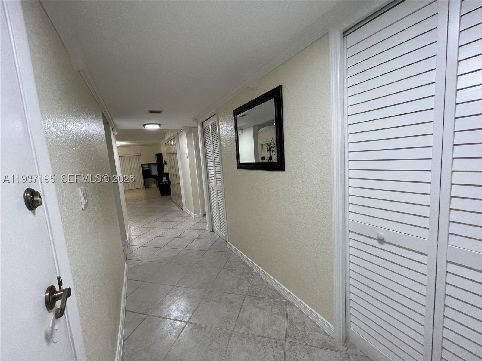 SADDLE CLUB GARDEN APTS - Residential
