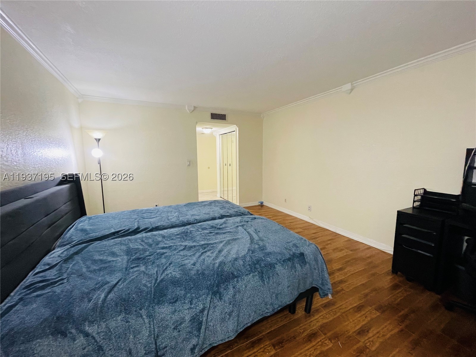 SADDLE CLUB GARDEN APTS - Residential