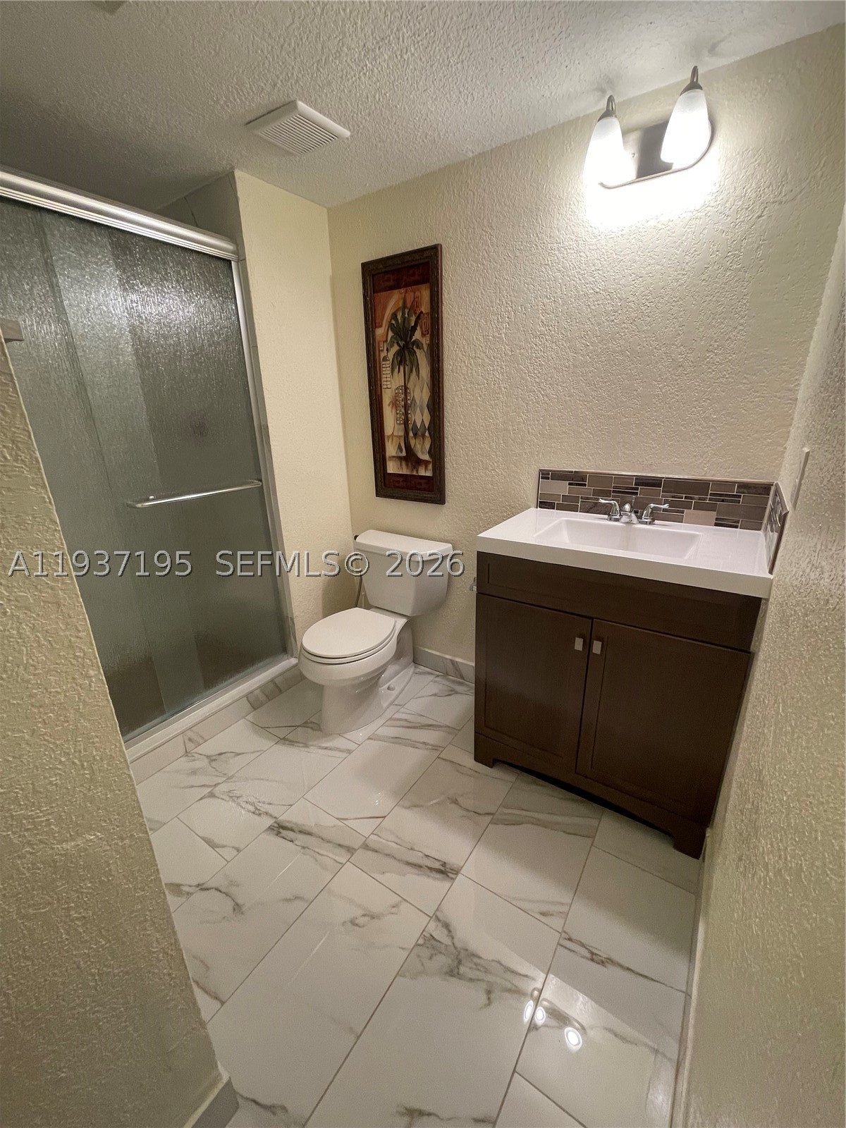 SADDLE CLUB GARDEN APTS - Residential