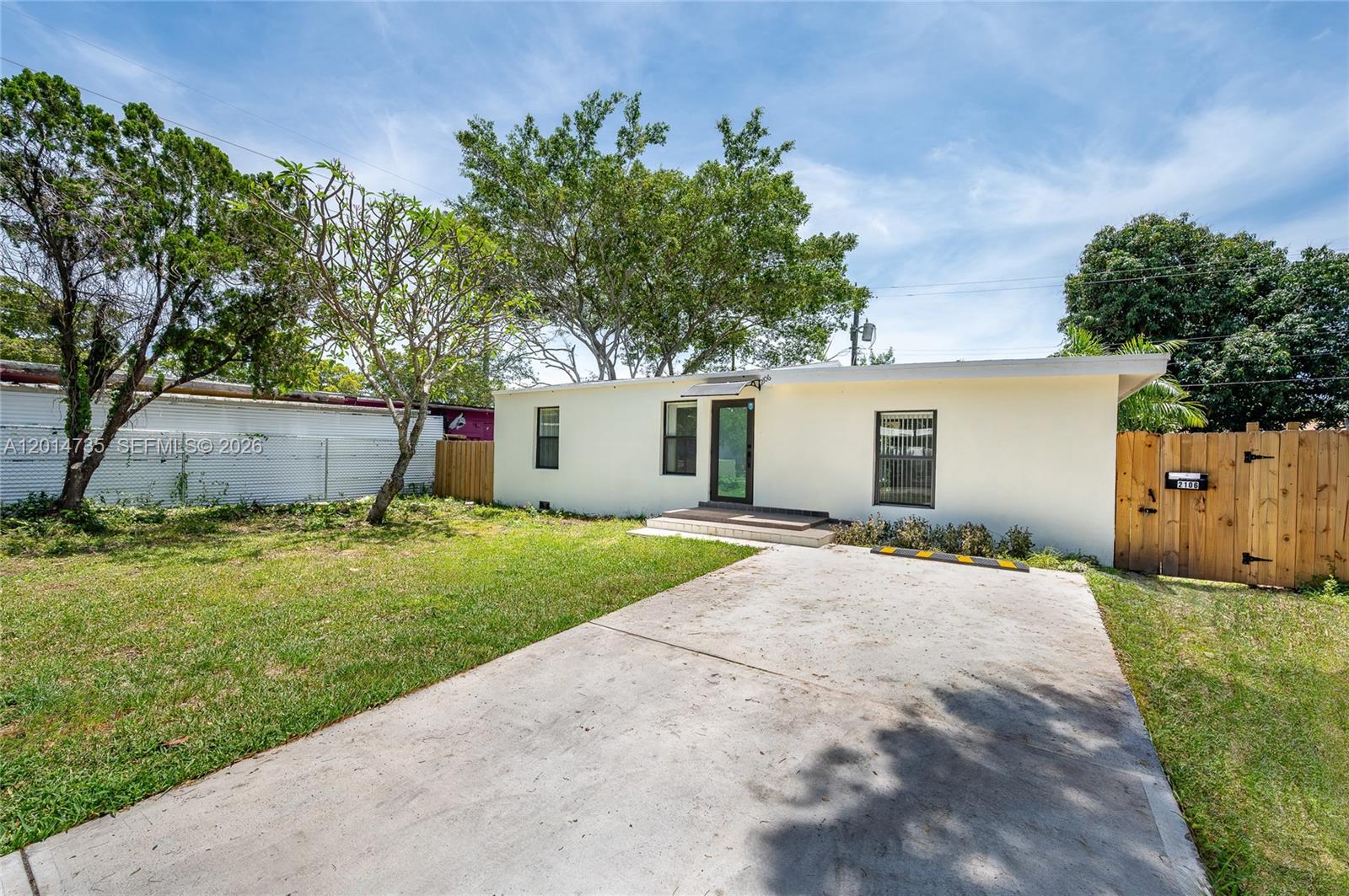 SUNNYSIDE ESTATES - Residential