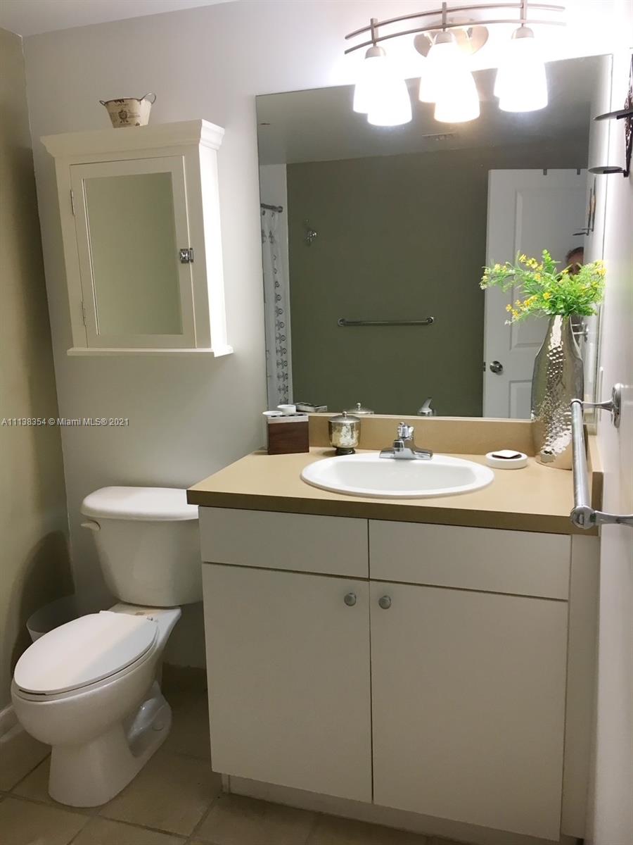VUE AT BRICKELL CONDO - Residential Lease