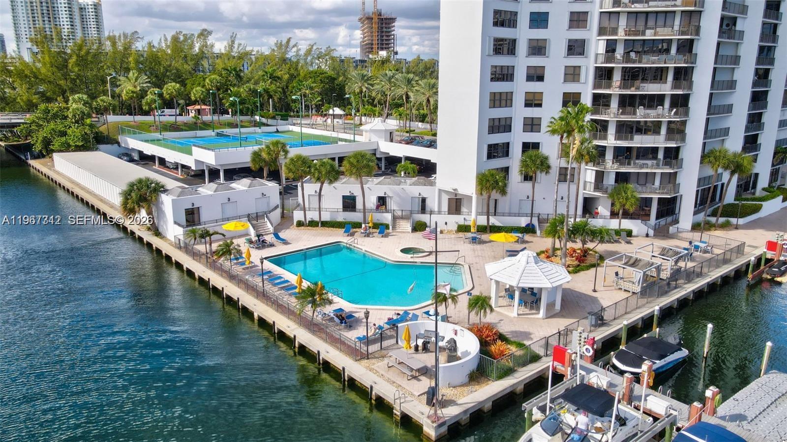 ANCHOR BAY CLUB CONDO - Residential