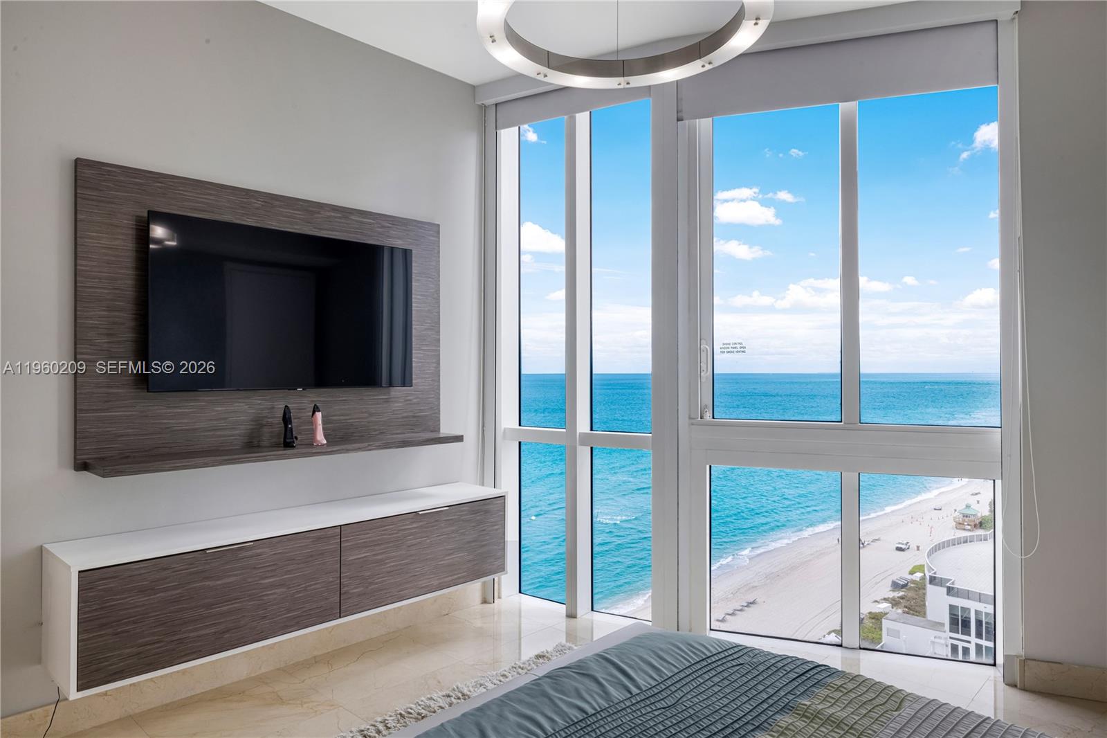 TDR TOWER I CONDO - Residential