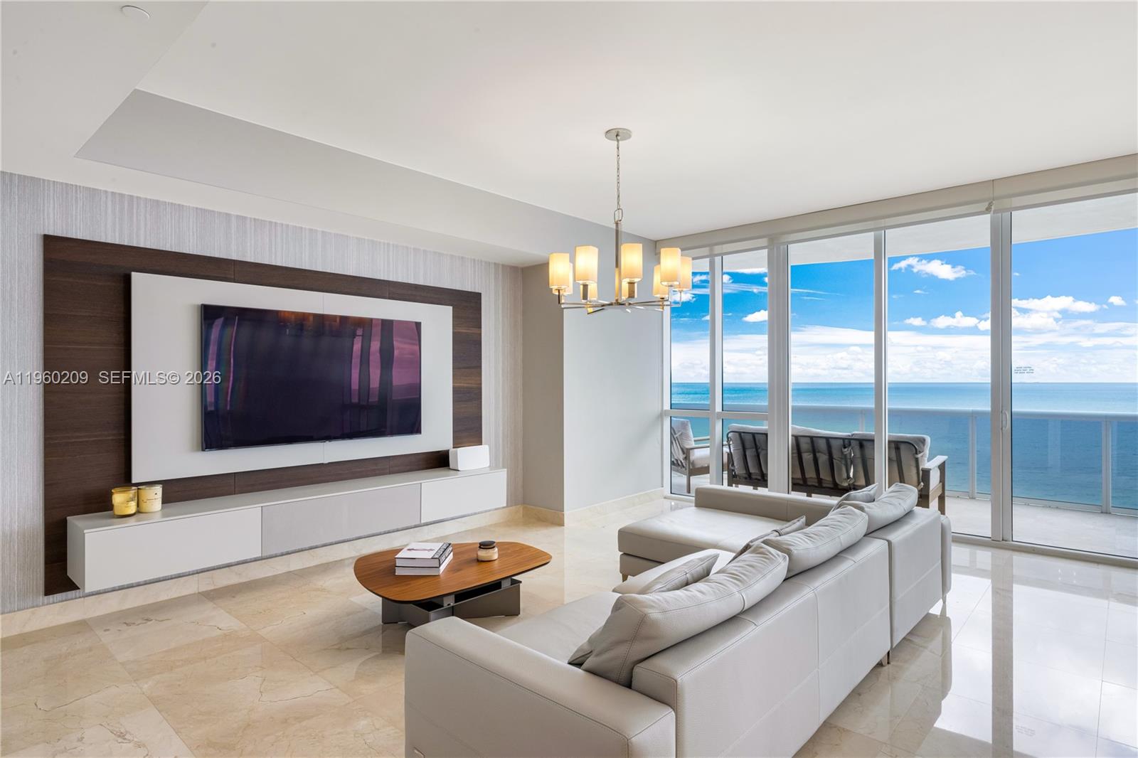 TDR TOWER I CONDO - Residential
