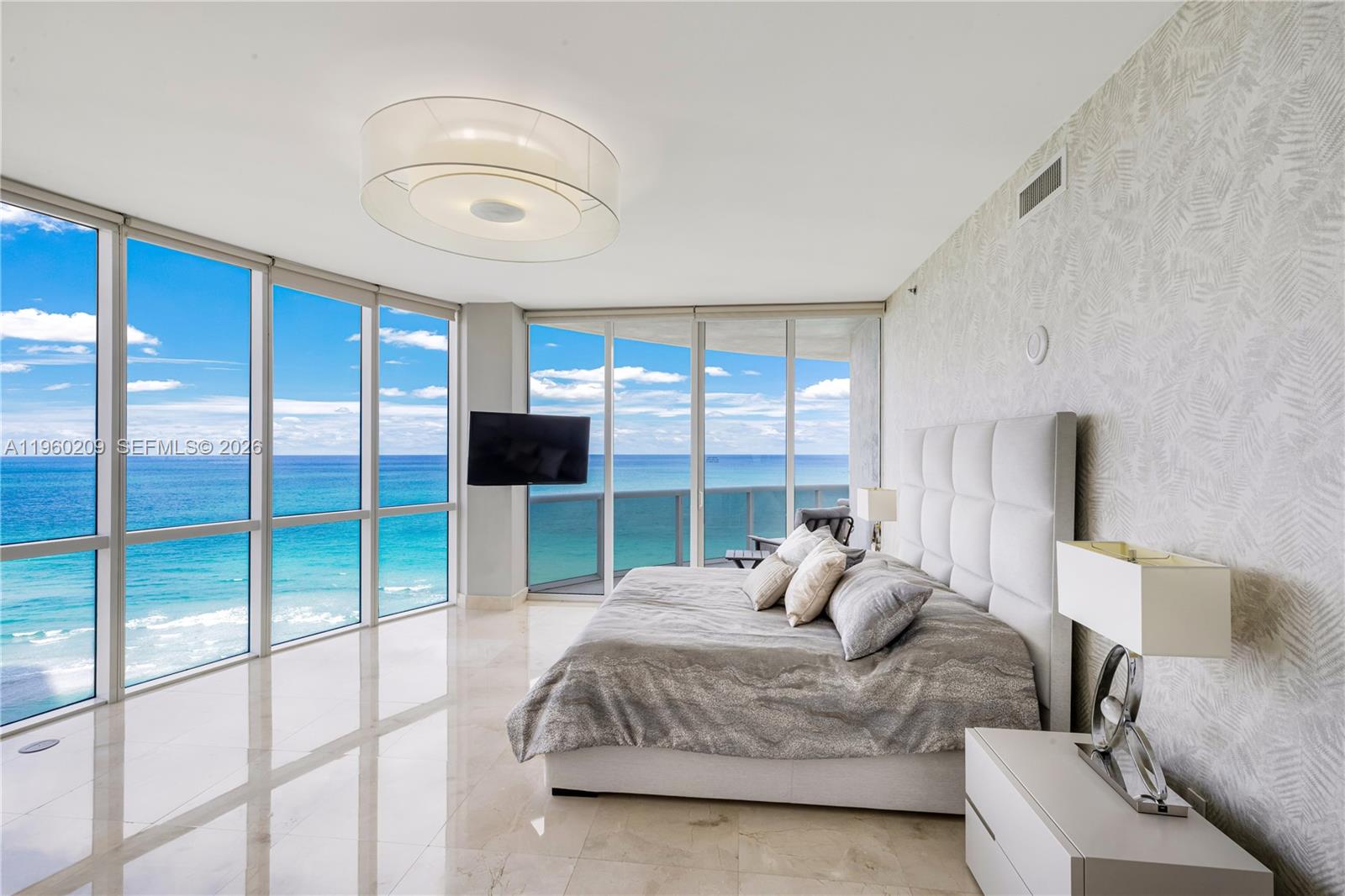 TDR TOWER I CONDO - Residential