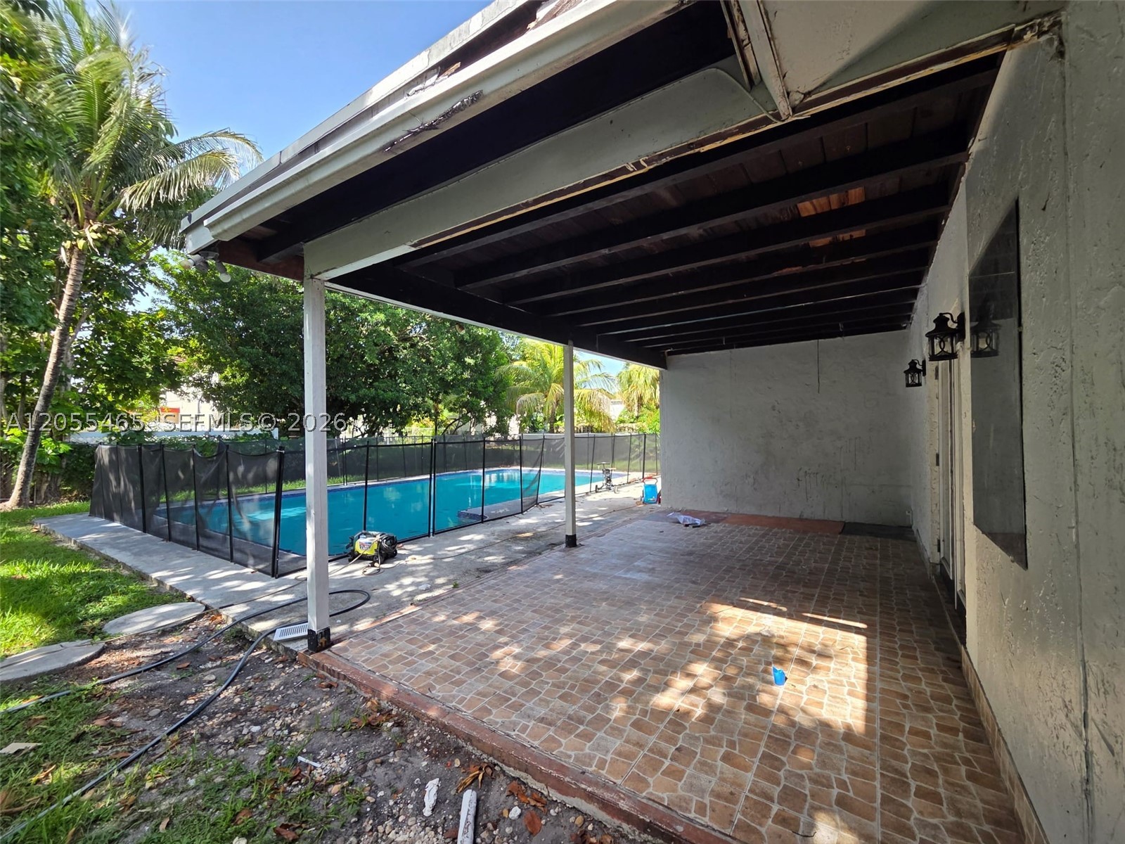 PINE GLEN - Residential Lease