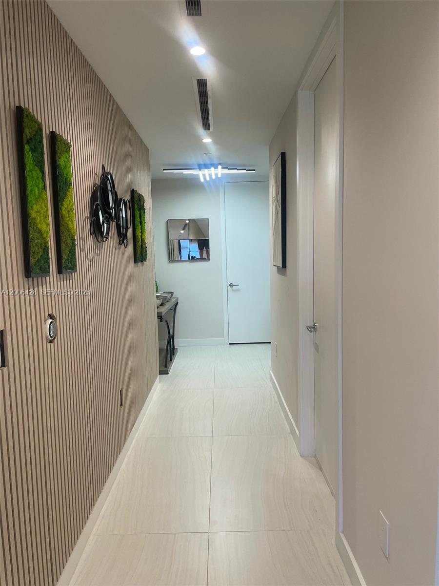 ALINA 220 BOCA RATON COND - Residential