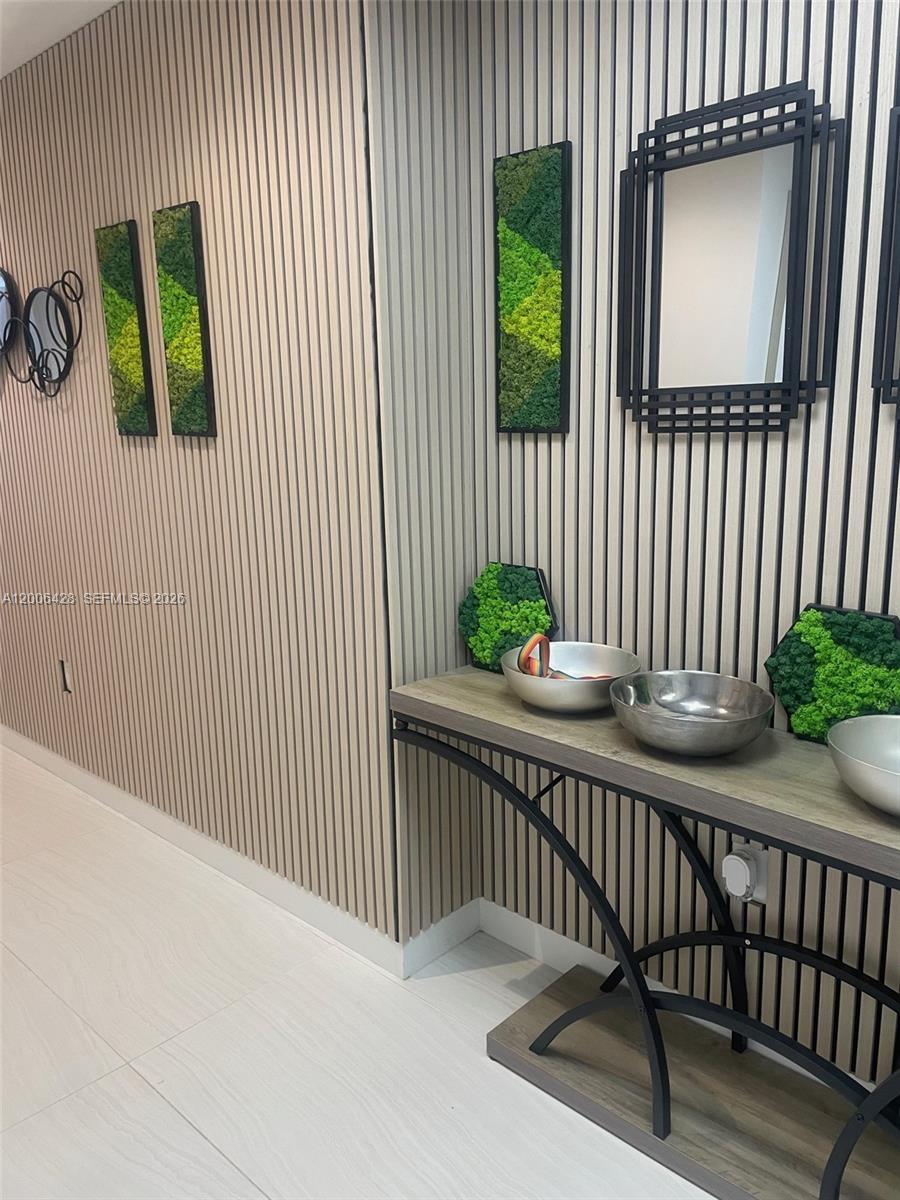 ALINA 220 BOCA RATON COND - Residential