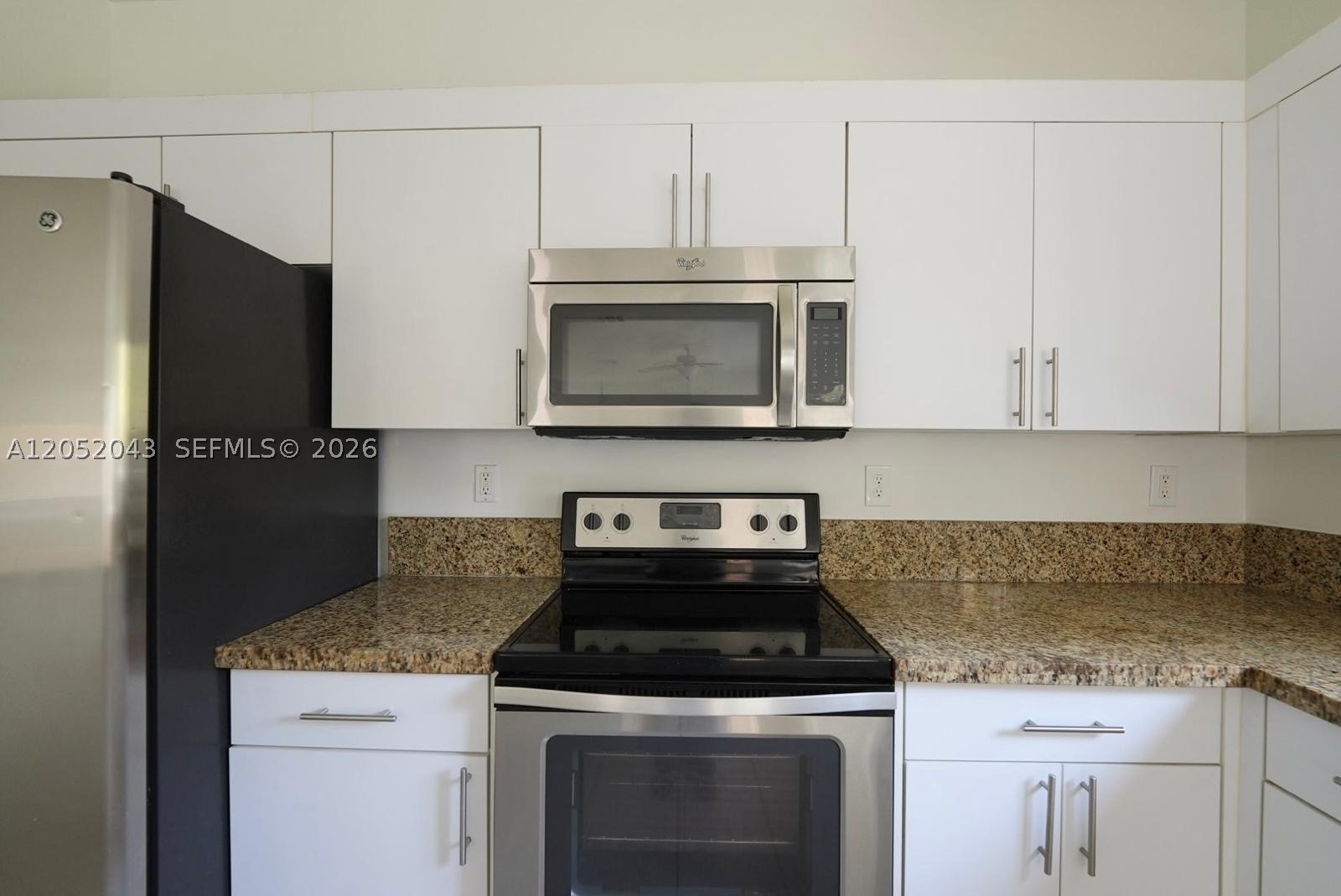 LAKES BY THE BAY KAYE - Residential Lease