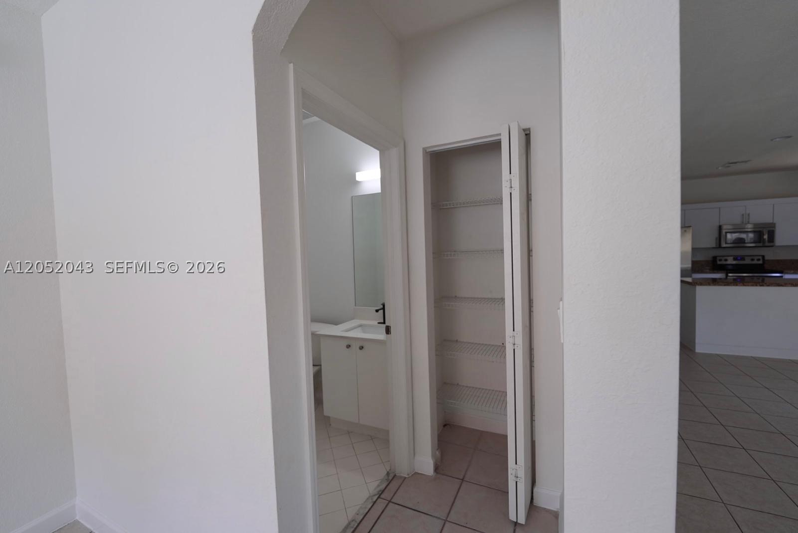 LAKES BY THE BAY KAYE - Residential Lease