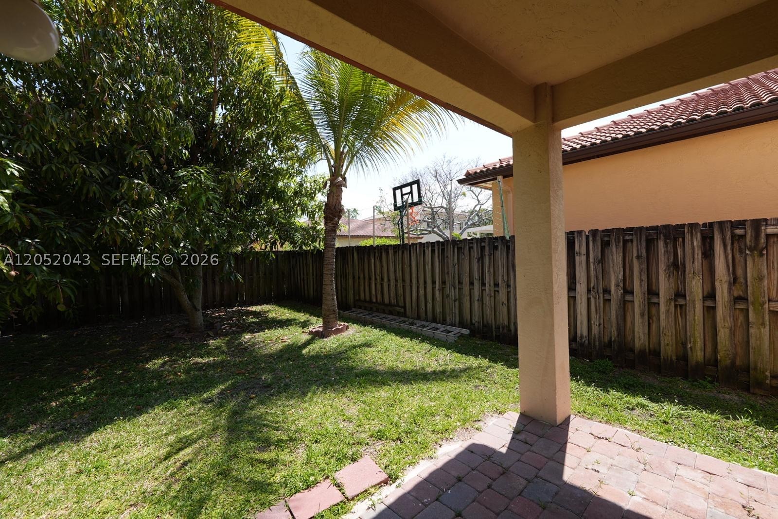 LAKES BY THE BAY KAYE - Residential Lease