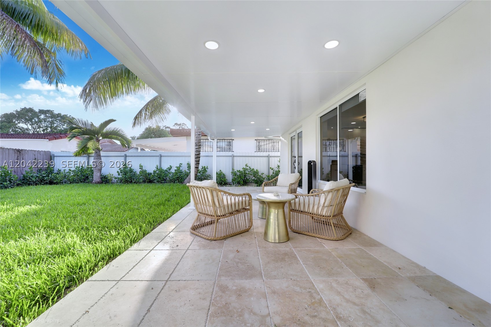 TIERRA ALTA - Residential Lease