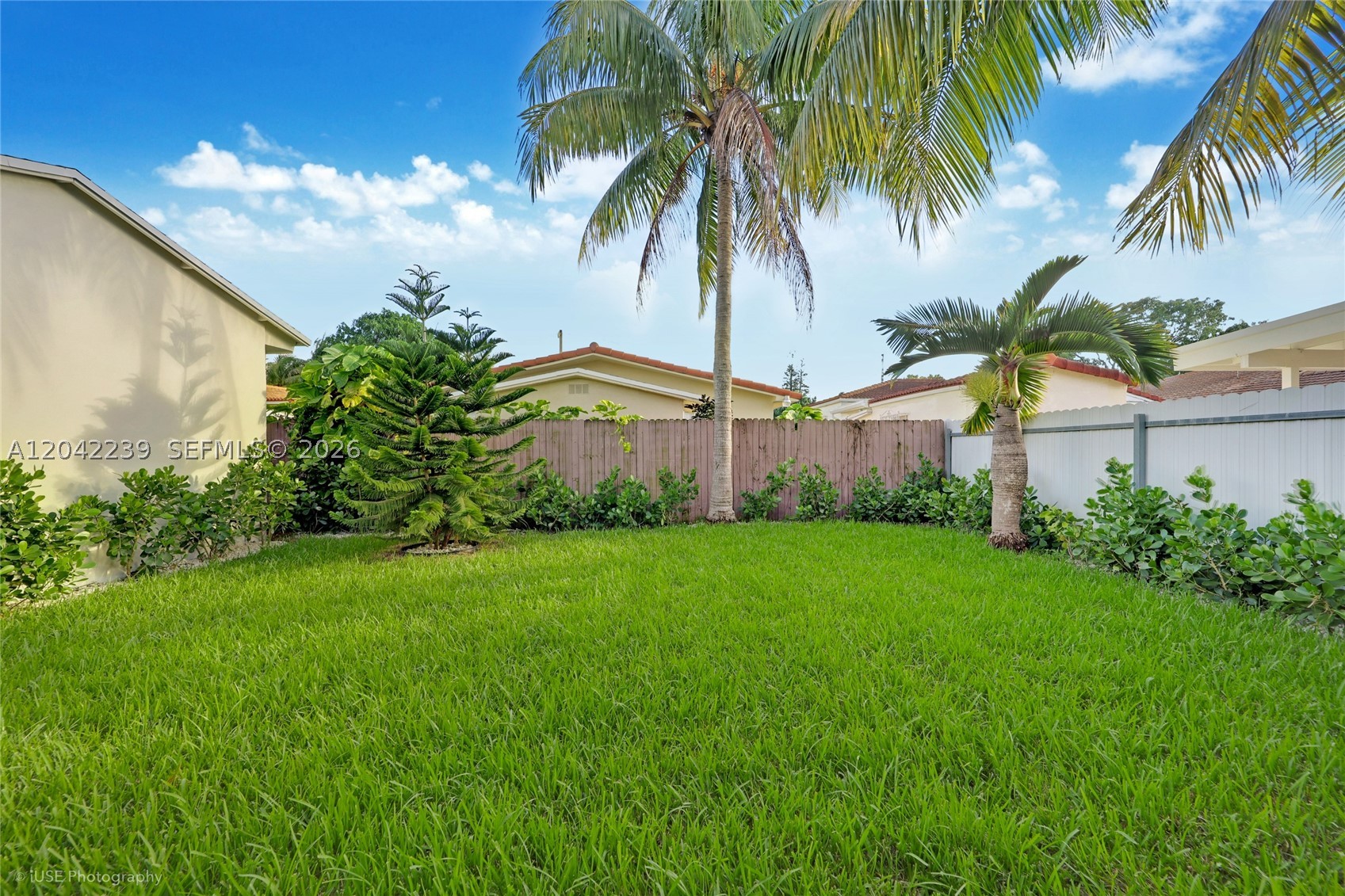 TIERRA ALTA - Residential Lease