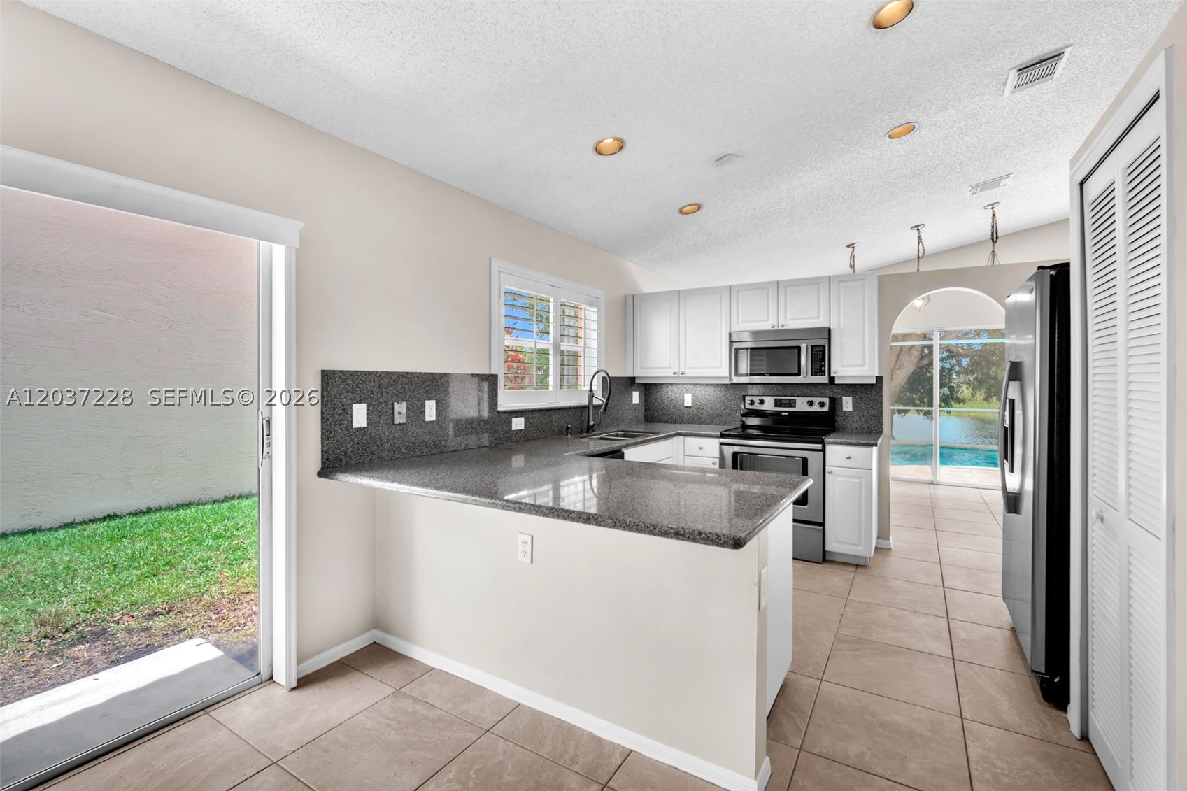 Estancia - Residential