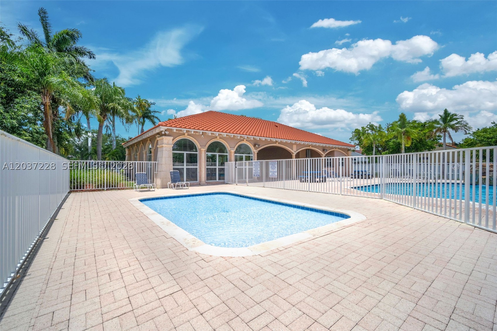 Estancia - Residential