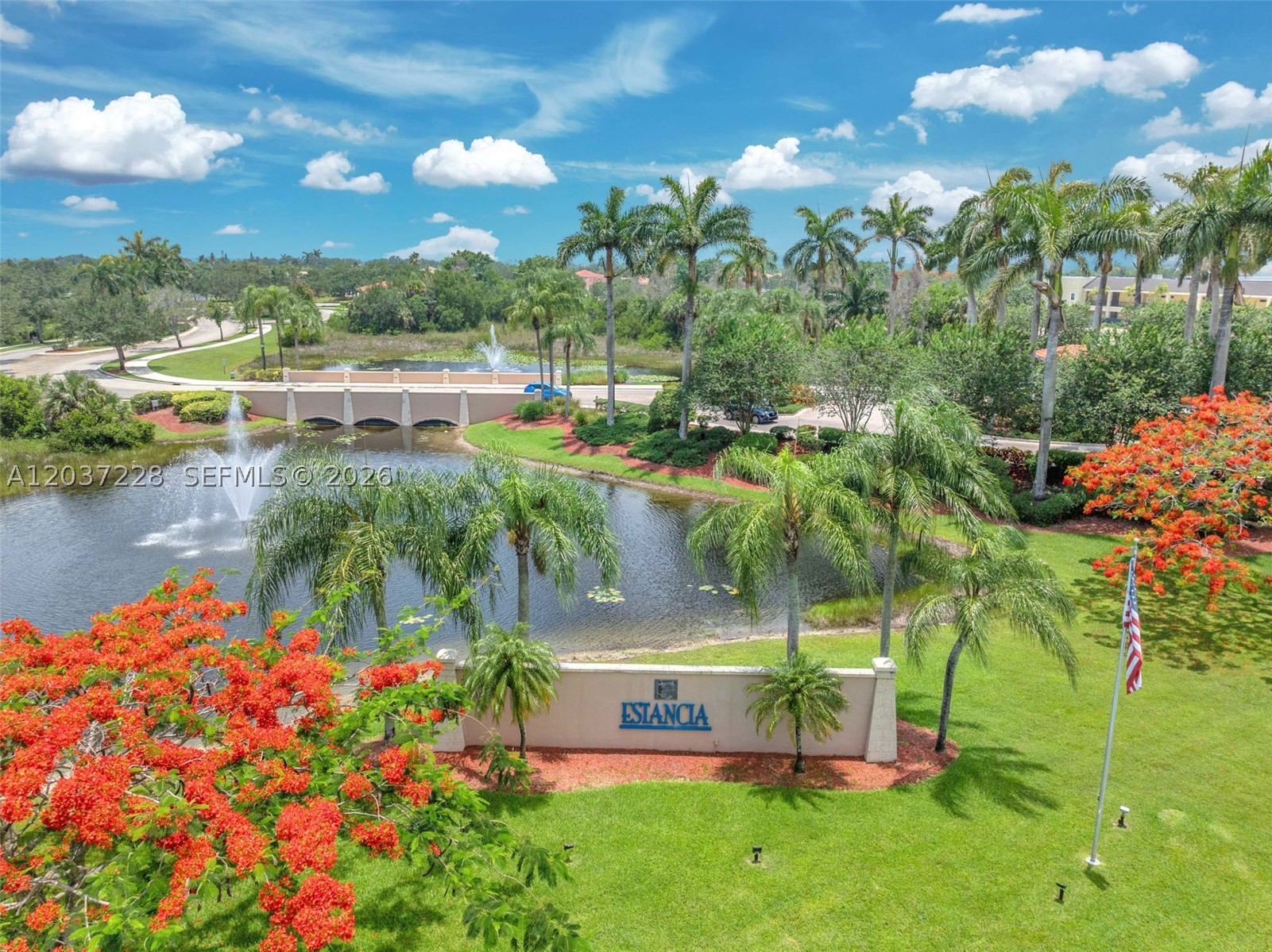 Estancia - Residential