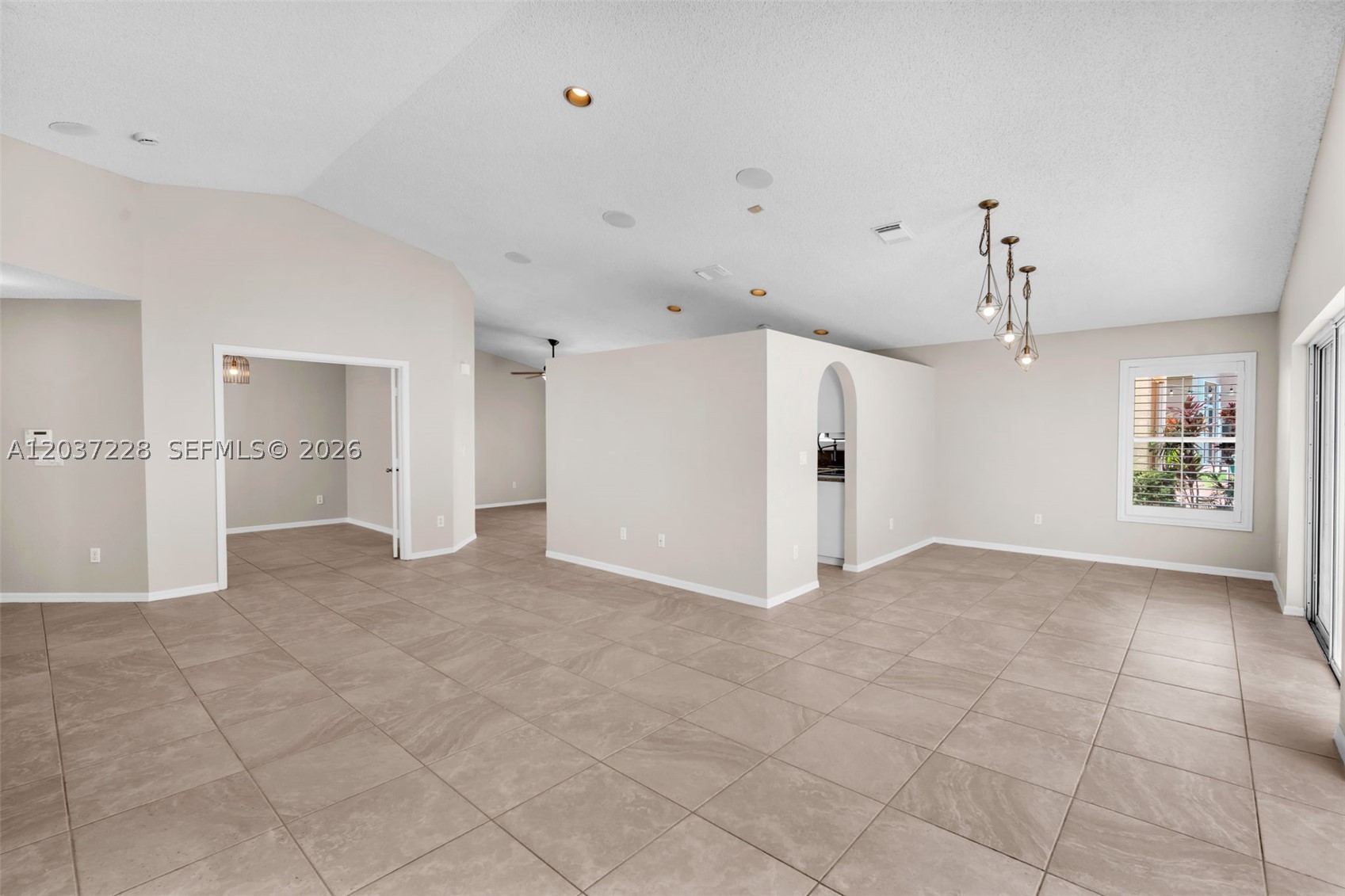 Estancia - Residential