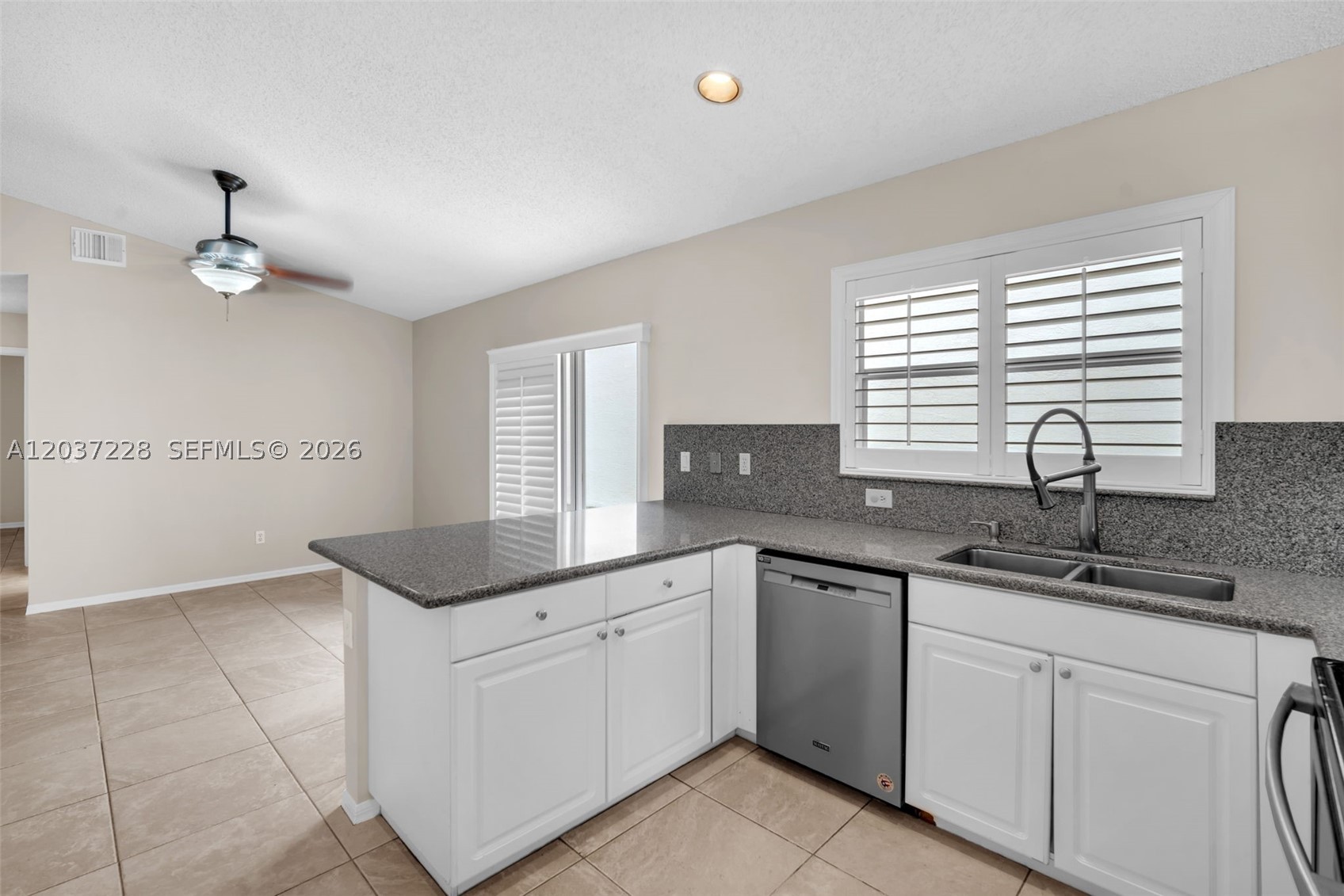Estancia - Residential