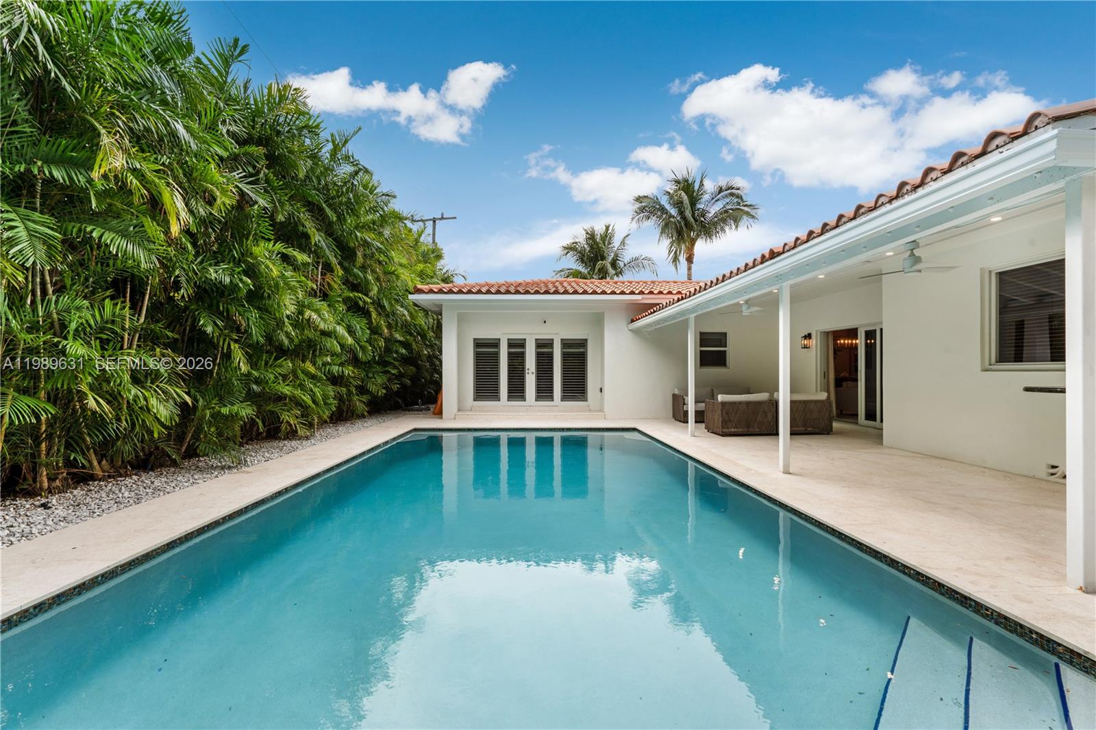 CORAL GABLES RIVIERA SEC - Residential
