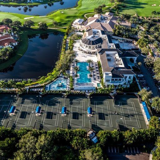 MIZNER COUNTRY CLUB - Residential