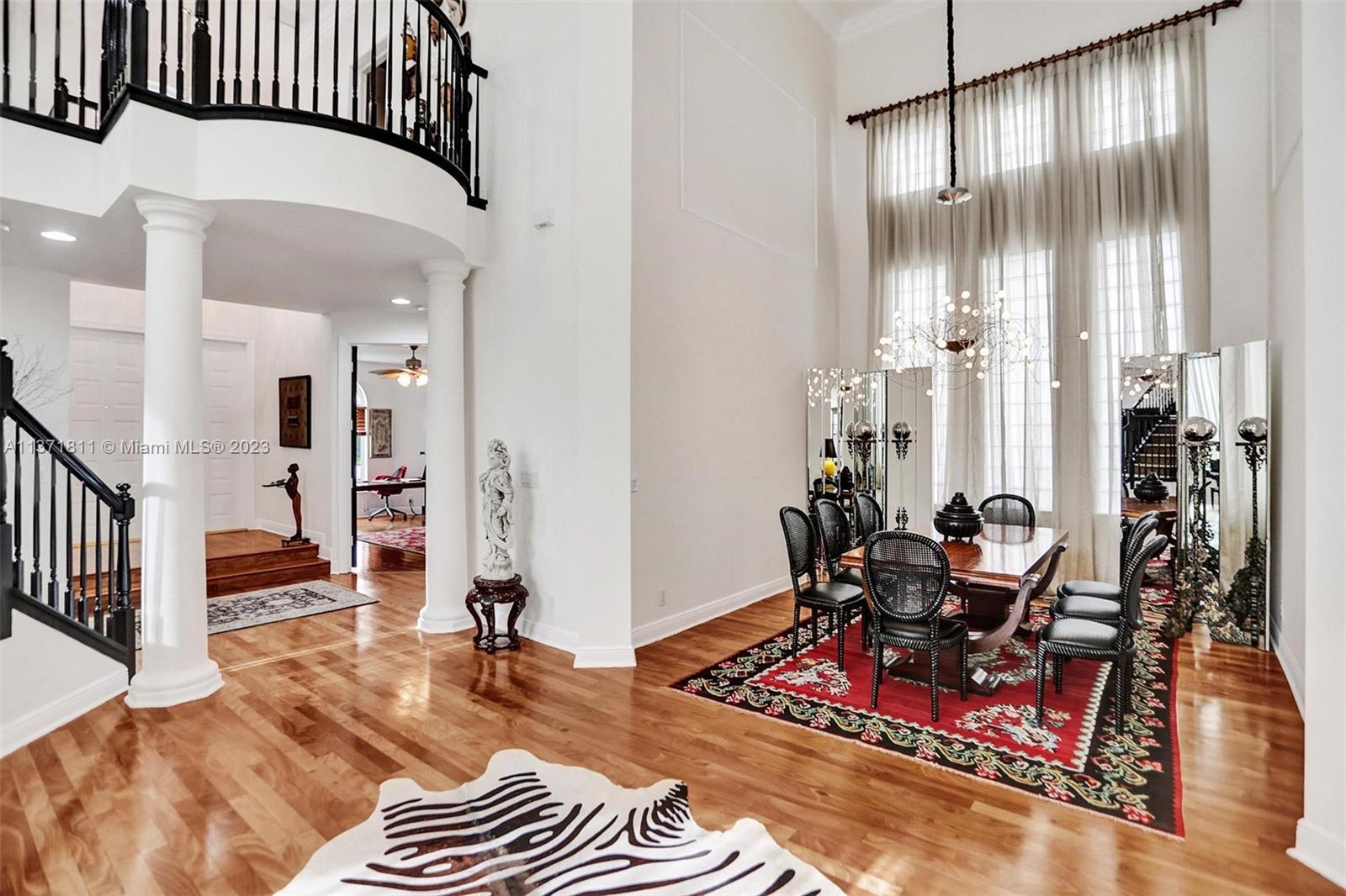 MIZNER COUNTRY CLUB - Residential