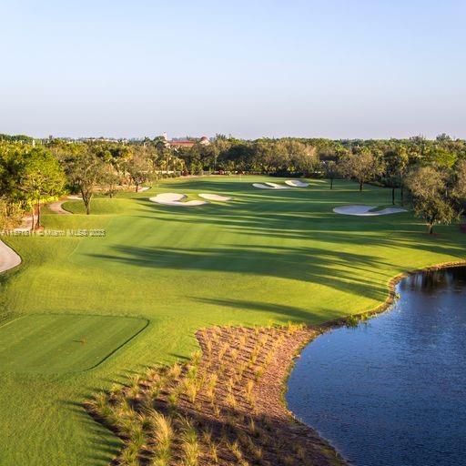 MIZNER COUNTRY CLUB - Residential