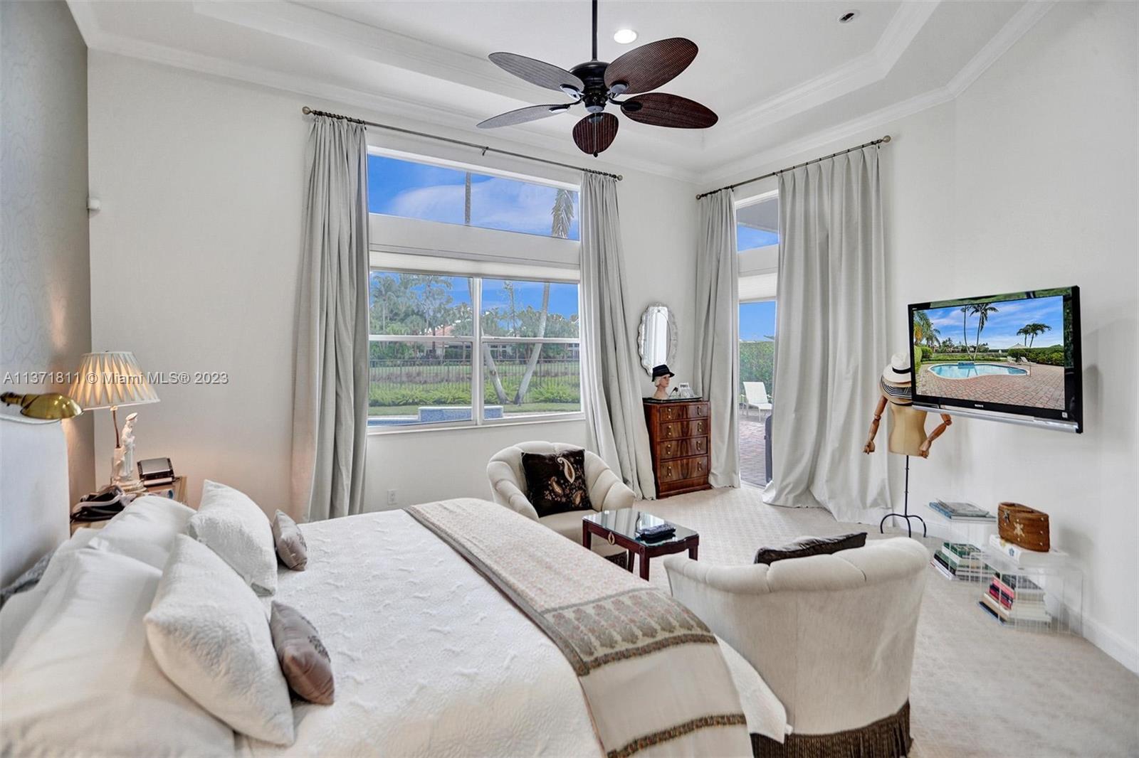 MIZNER COUNTRY CLUB - Residential