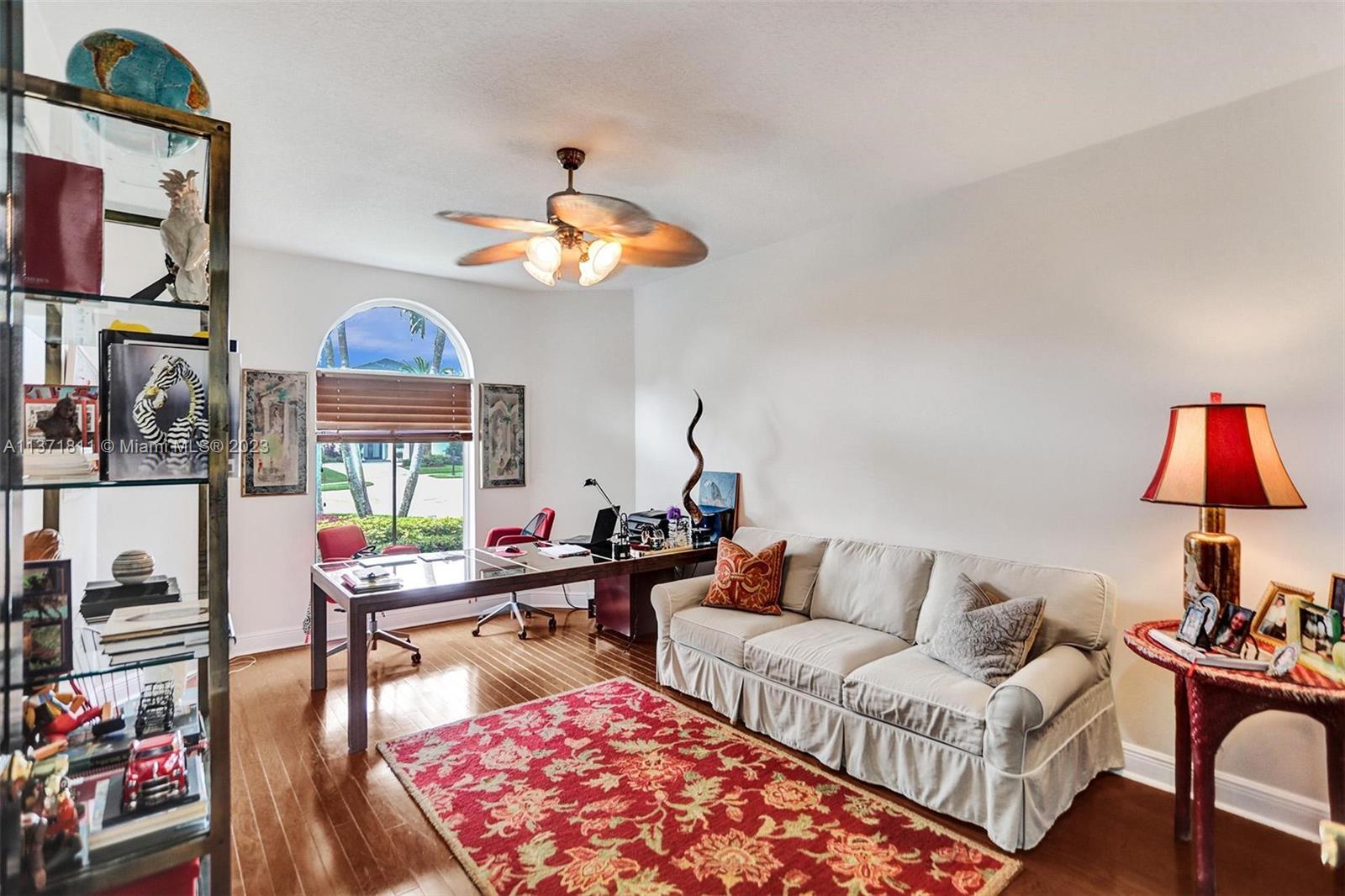 MIZNER COUNTRY CLUB - Residential