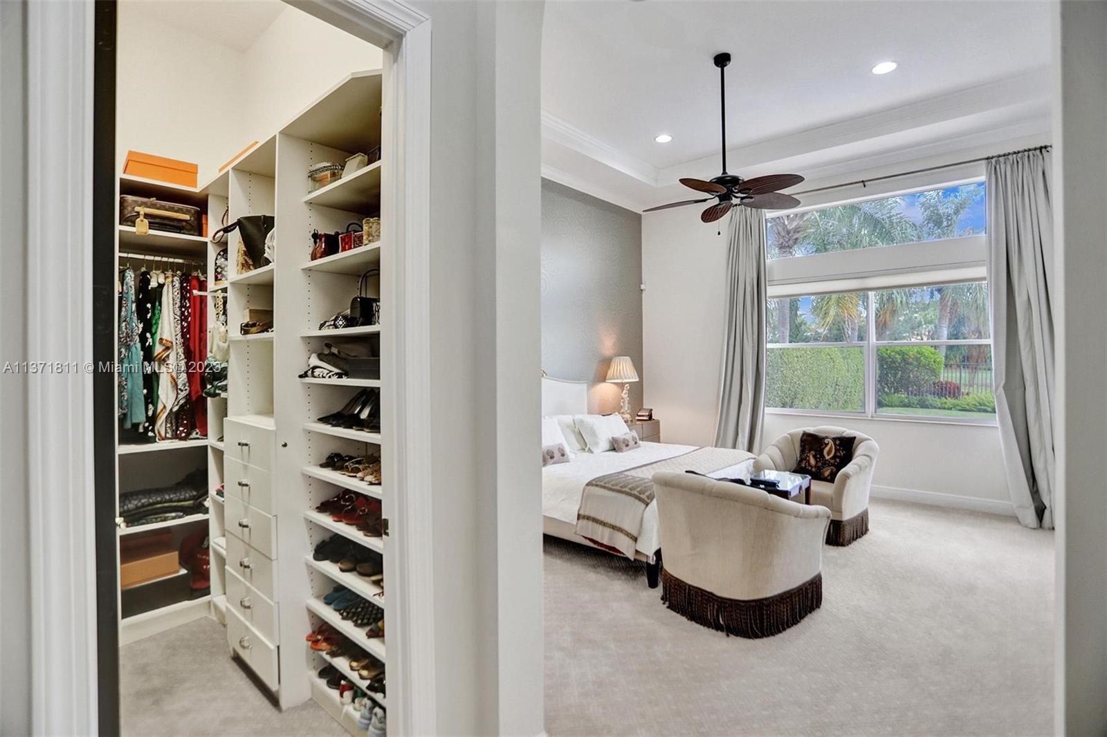 MIZNER COUNTRY CLUB - Residential