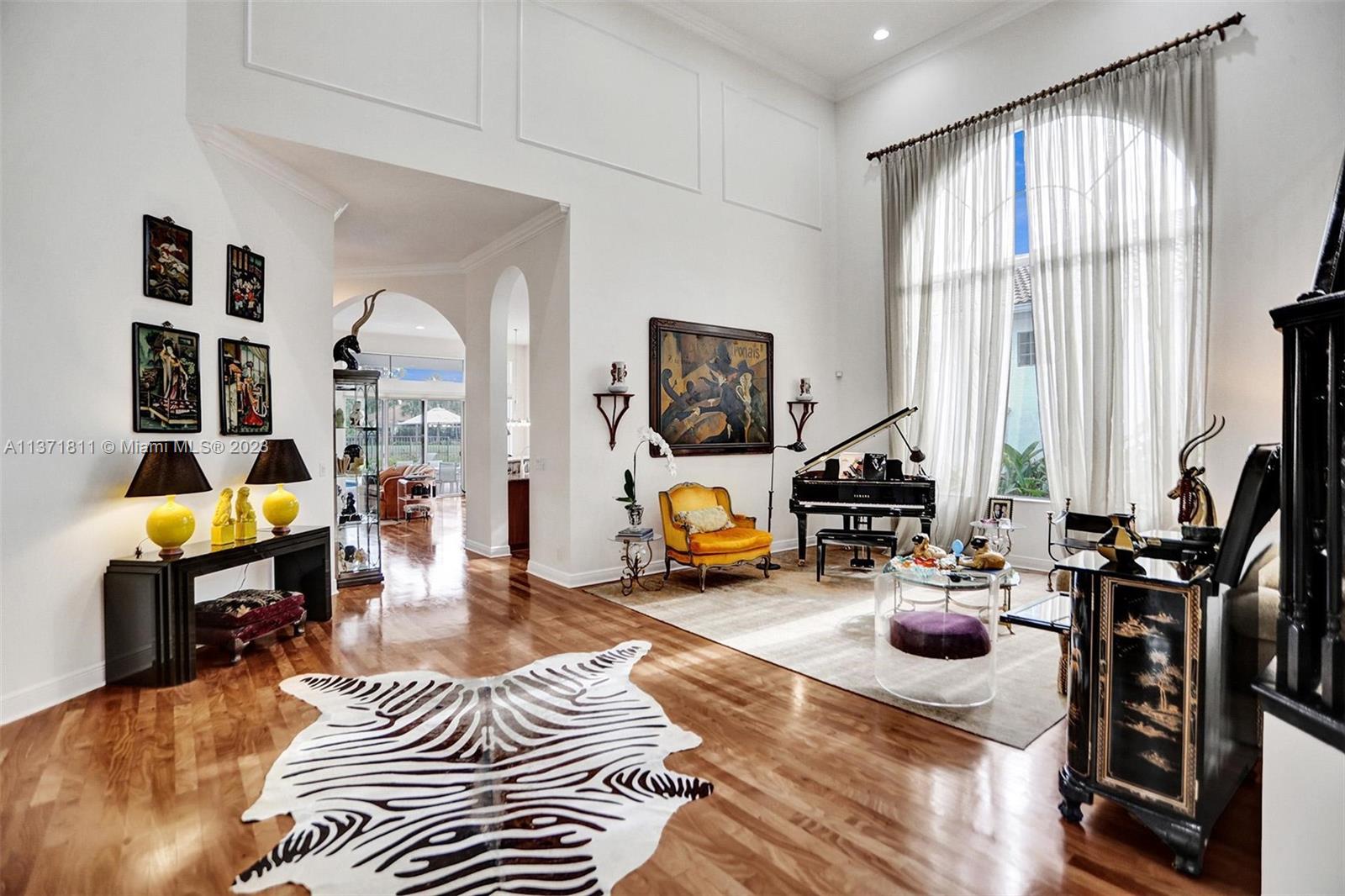 MIZNER COUNTRY CLUB - Residential