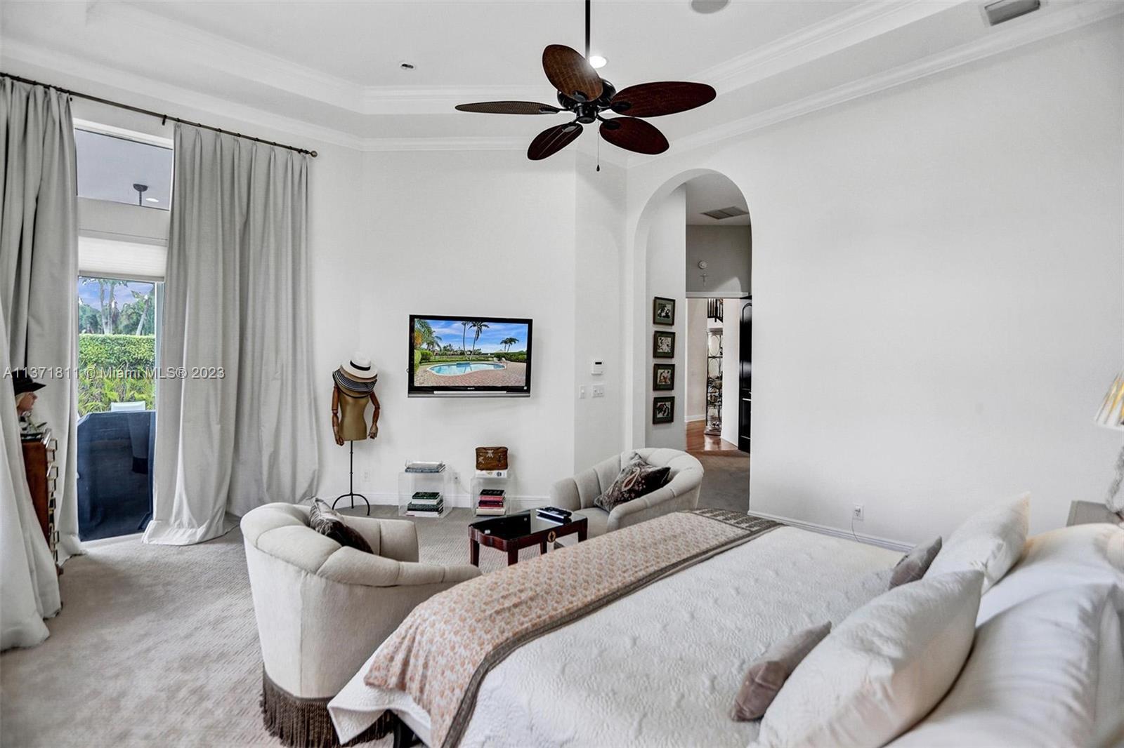 MIZNER COUNTRY CLUB - Residential