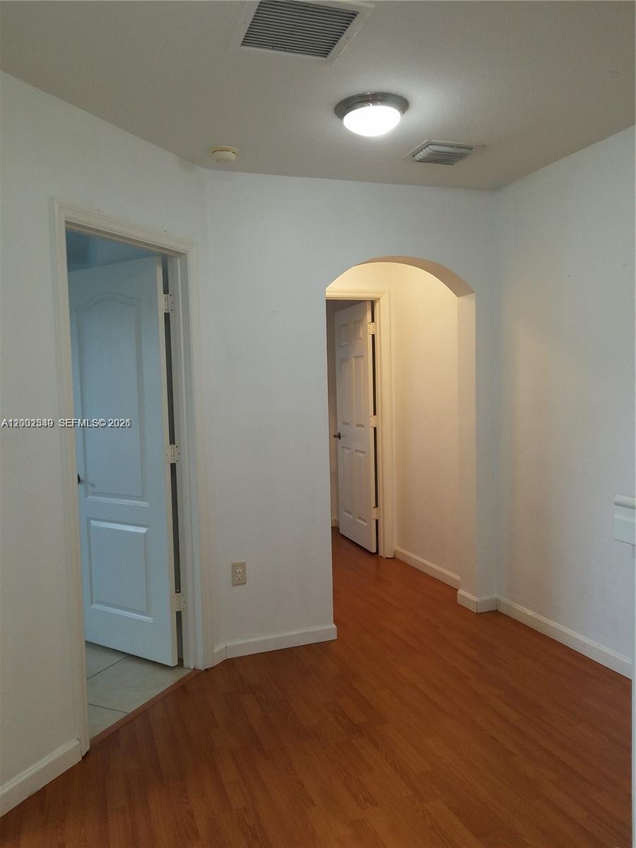 MELROSE POINT CONDO - Residential